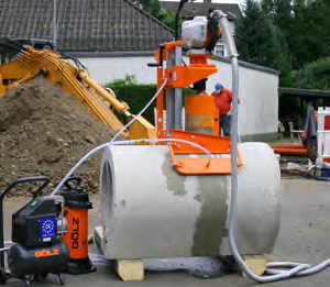 90&deg; drill in concrete pipe. Fixing by vacuum pads (accessory).