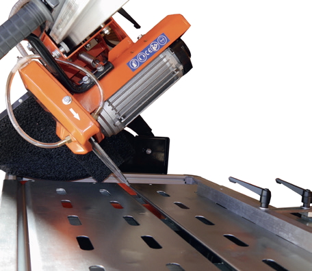 45&deg; miter-cut built-in